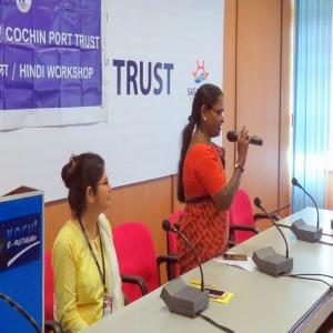 Hindi workshop on 'Accounts and Statistics'
