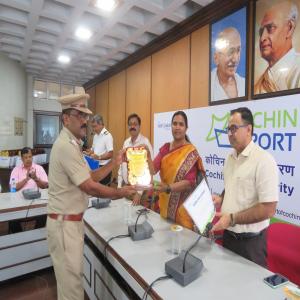 Fire Service personnel of Cochin Port (Brahmapuram operation) felicitated