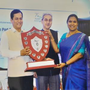Cochin Port bags Sagar Shreshta Award of Ministry of Ports Shipping & Waterways for best performance
